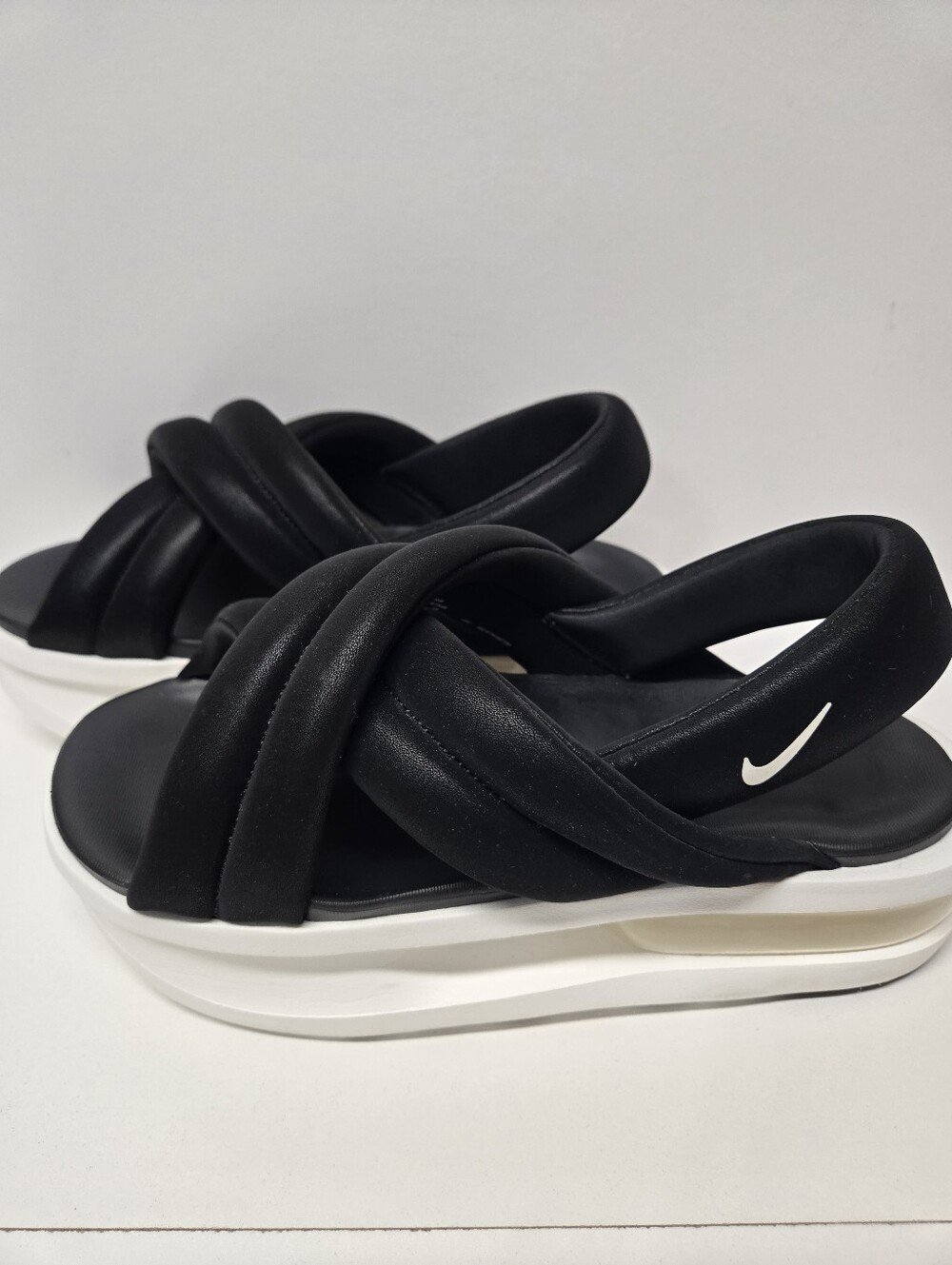 Nike Air Max Isla Sandal White Black Slipper Slide